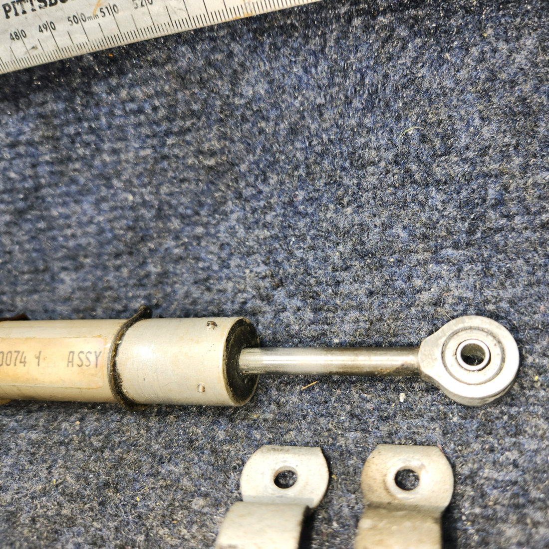 Used aircraft parts for sale, 1260074-1 CESSNA 172K ELEVATOR TRIM TAB ACTUATOR WITH BRACKETS