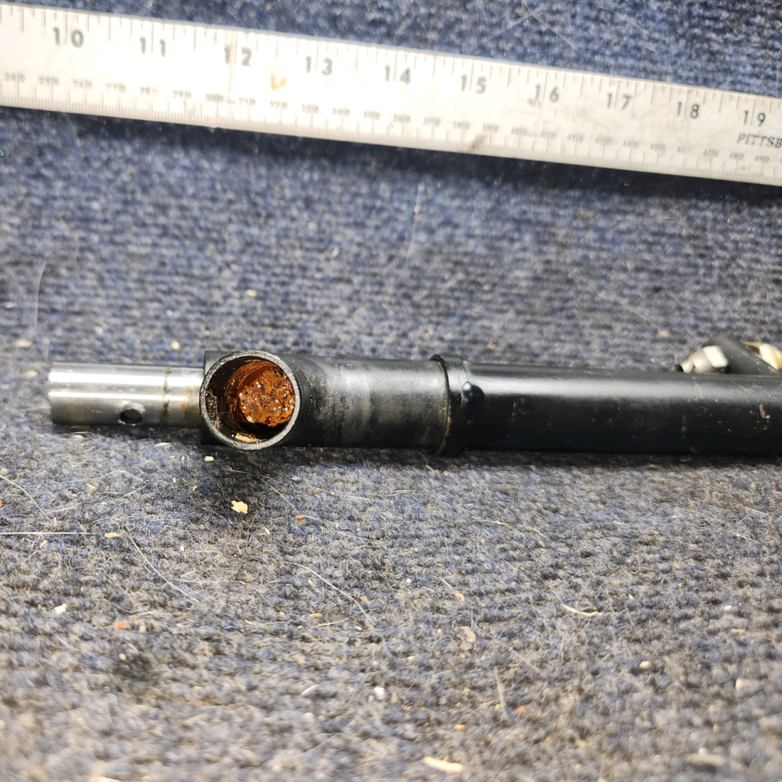Used aircraft parts for sale, 0411306-25 cessna 172N Weld Assembly