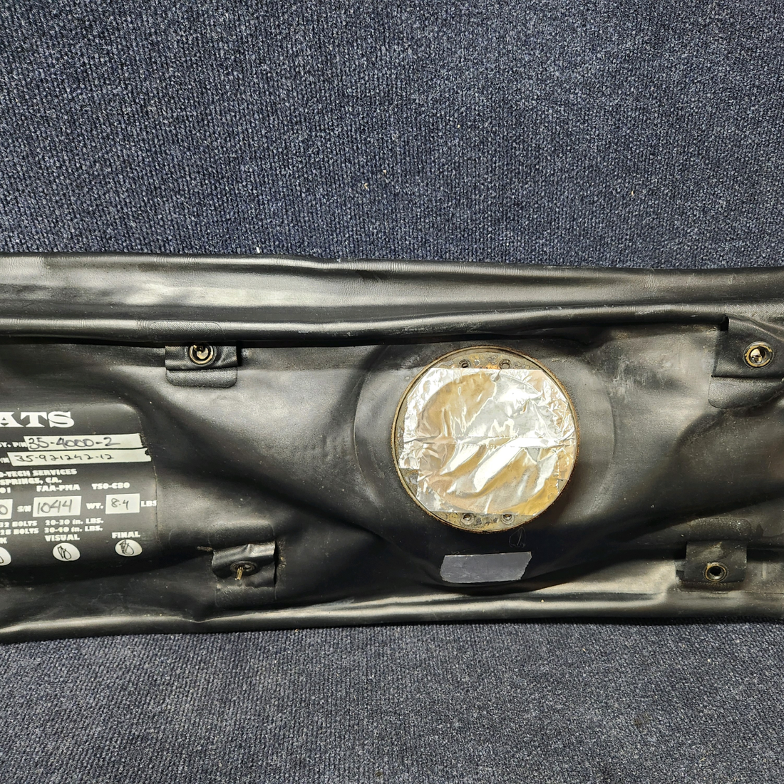 Used aircraft parts for sale, 35-921242-12 Beechcraft F33A BEECHCRAFT FUEL CELL RH MAIN 40 GALLON UNBAFFLED.