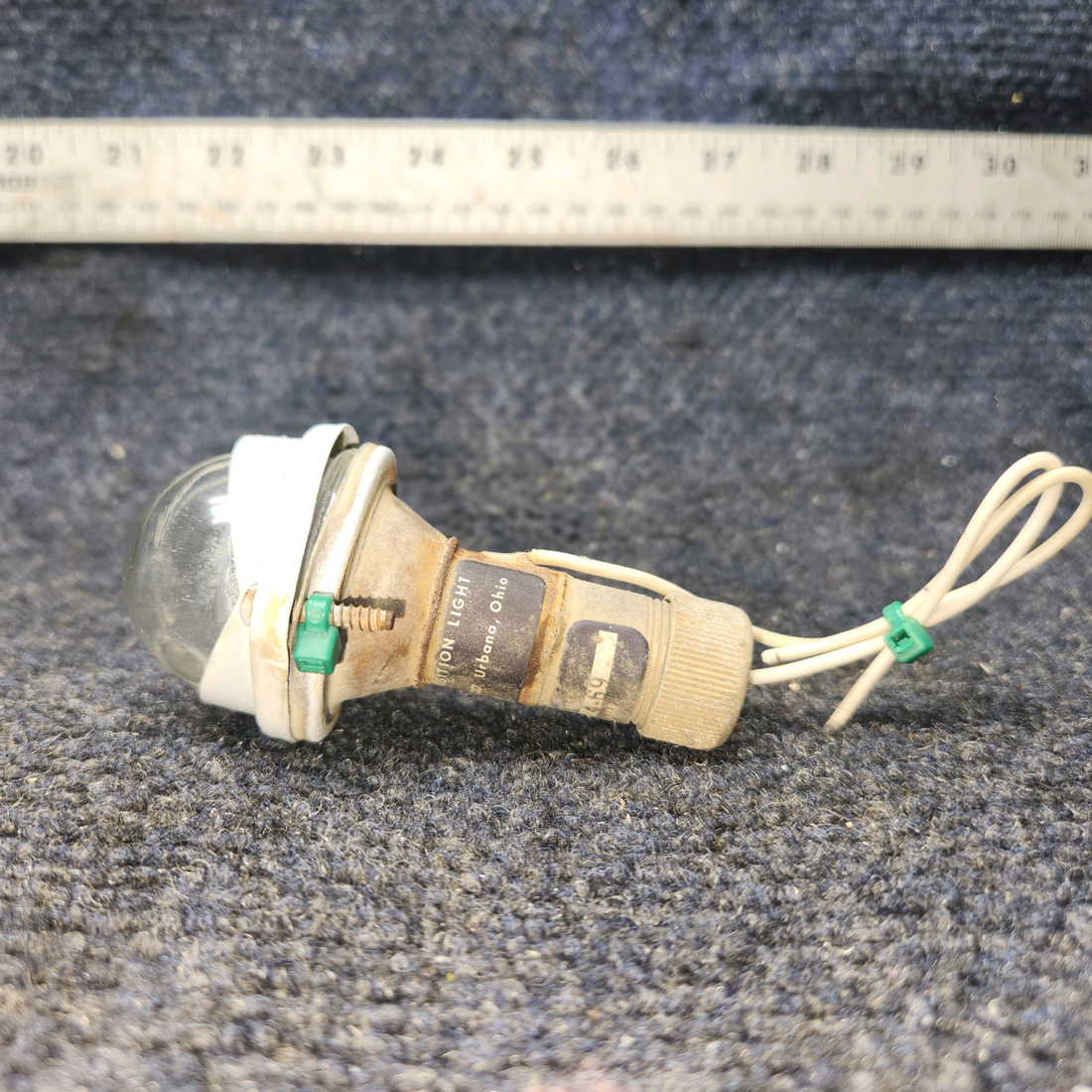 Used aircraft parts for sale, A-2064-1073 Grimes Piper PA28-140 Rear Position Light with Lens and Retainer