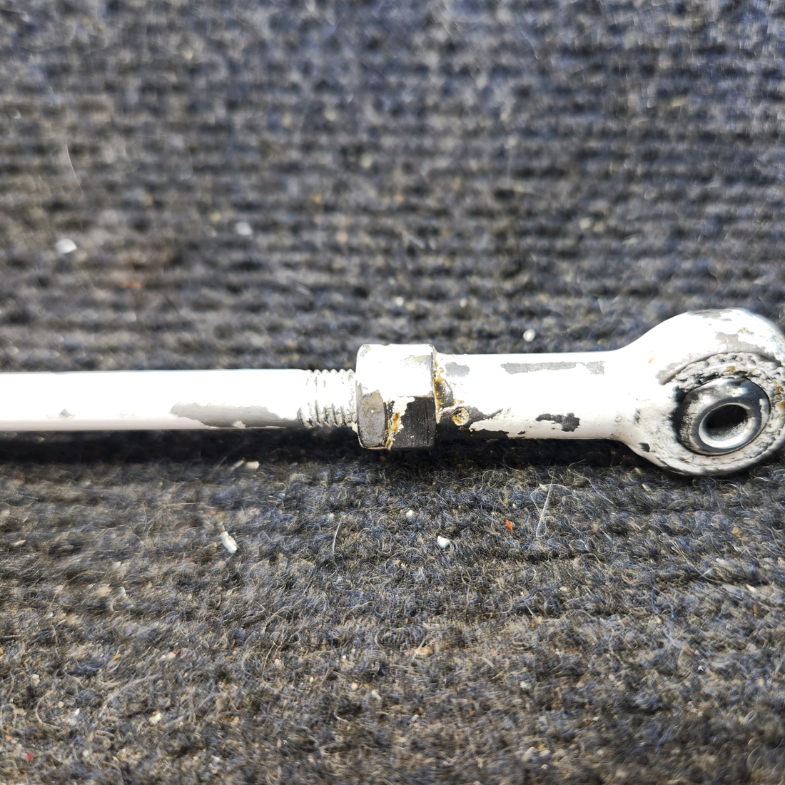 Used aircraft parts for sale, 0523218-2 cessna 172N Rod-Aileron Push-Pull