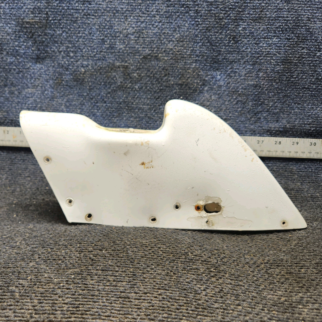 Used aircraft parts for sale, 0531033-4 cessna 172N Vertical Fin Cap Assembly