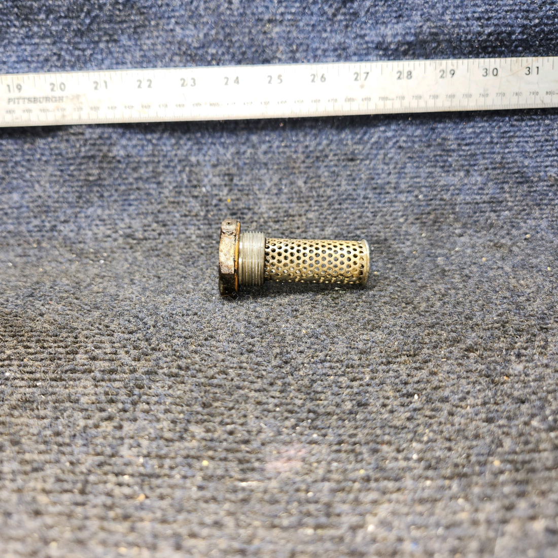 Used aircraft parts for sale, 653986 Continental O-300-D Cessna 172F Oil Screen with 2265 Hex Plug