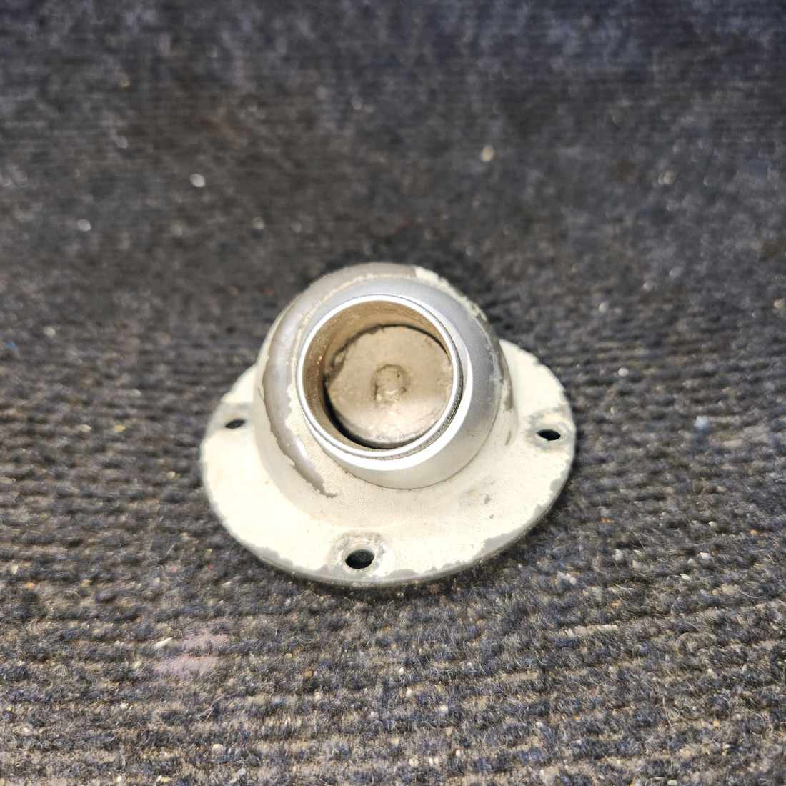 Used aircraft parts for sale, S1646-1 Cessna 172F Cabin Vent Valve Aft