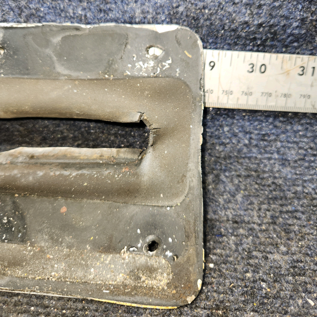 Used aircraft parts for sale, 0511071-3, 0511072-1 Cessna 172E Landing Gear Fillet Plate, LH with Seal