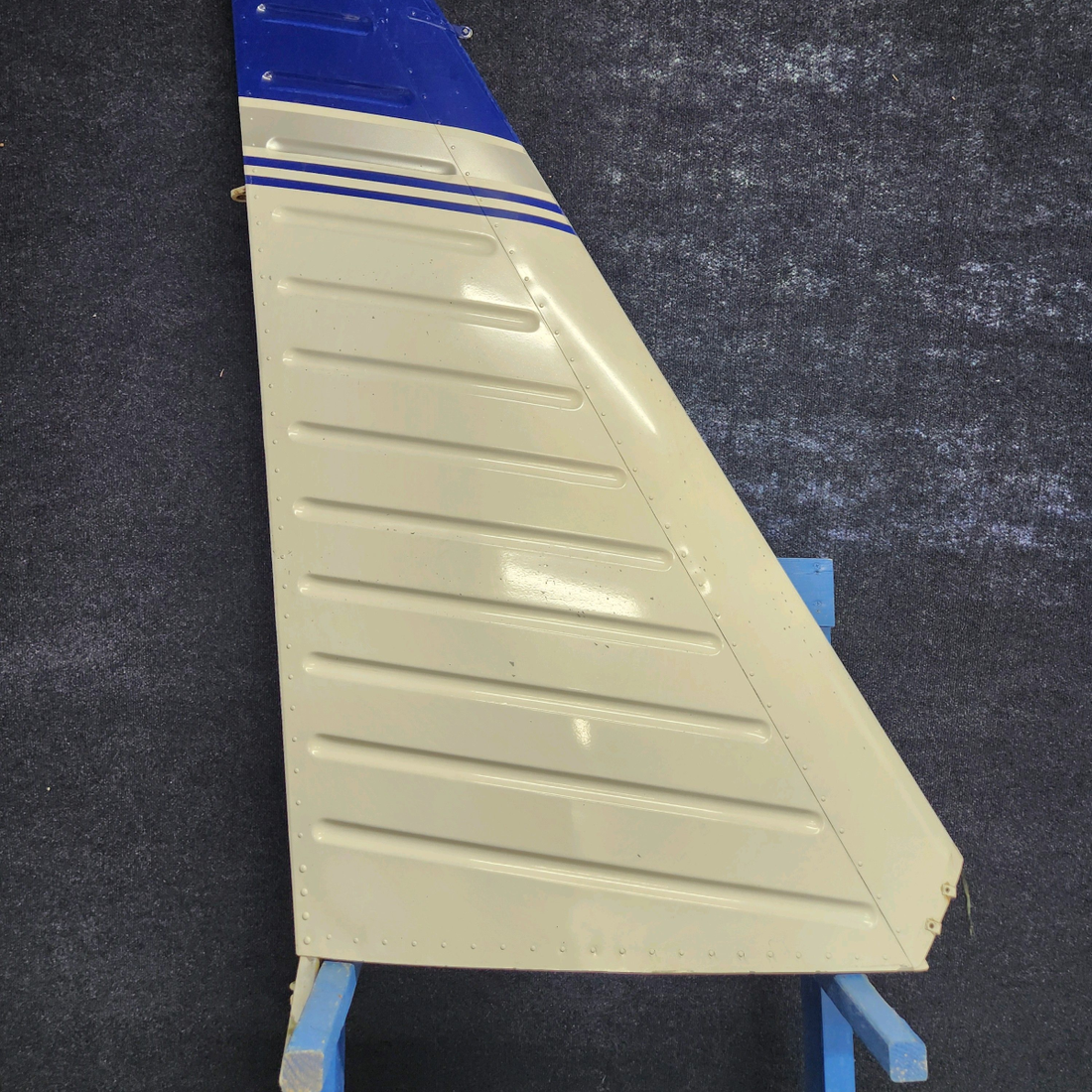 Used aircraft parts for sale, 63500-008 PIPER PA28-140 VERTICAL FIN ASSEMBLY