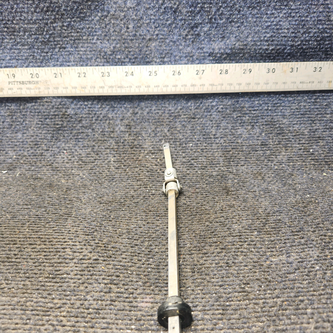 Used aircraft parts for sale, 0511157-18 Cessna 172 Fuel Selector Valve Shafts