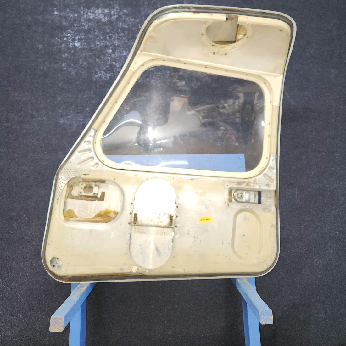 Used aircraft parts for sale, 79545-000 Piper PA28-140 Cabin Door Assy - No Hinges