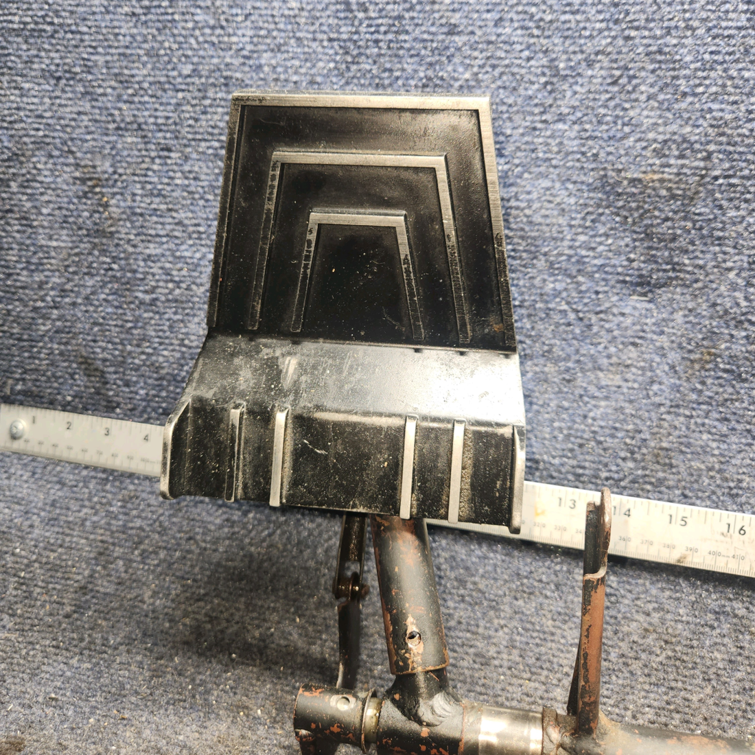 Used aircraft parts for sale, 1460320-1 cessna 150G Rudder Pedal and Bar Assembly – LH