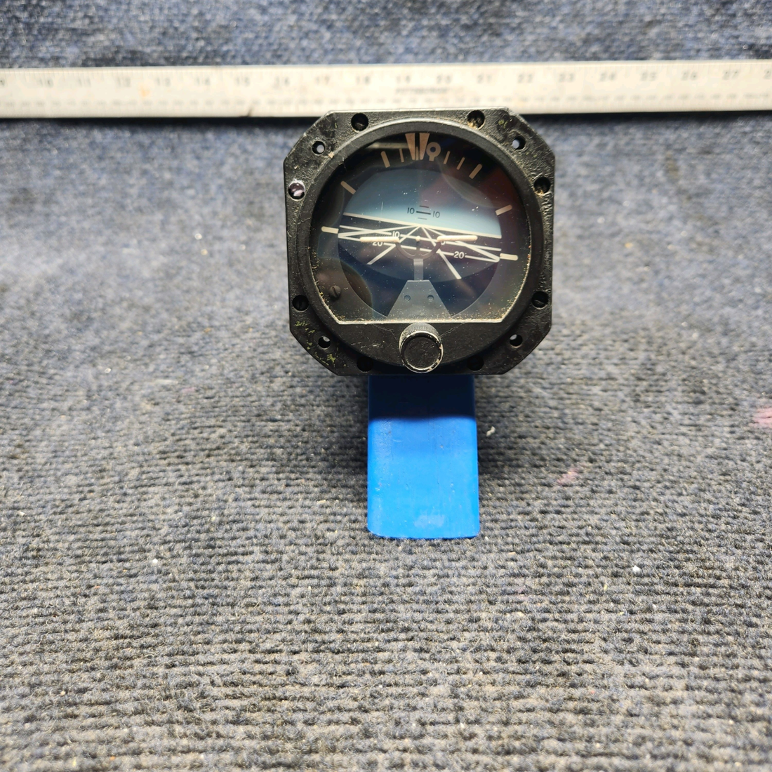 Used aircraft parts for sale, 23-501-05-2 EDO-AIRE AUTOPILOT ATTITUDE GYRO HORIZON INDICATOR