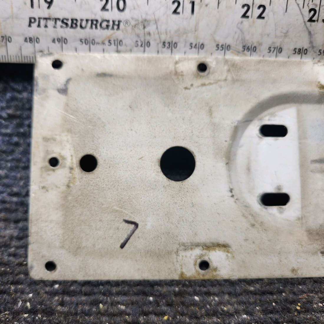 Used aircraft parts for sale, 0413388-1 cessna 150G Mounting Plate Assembly