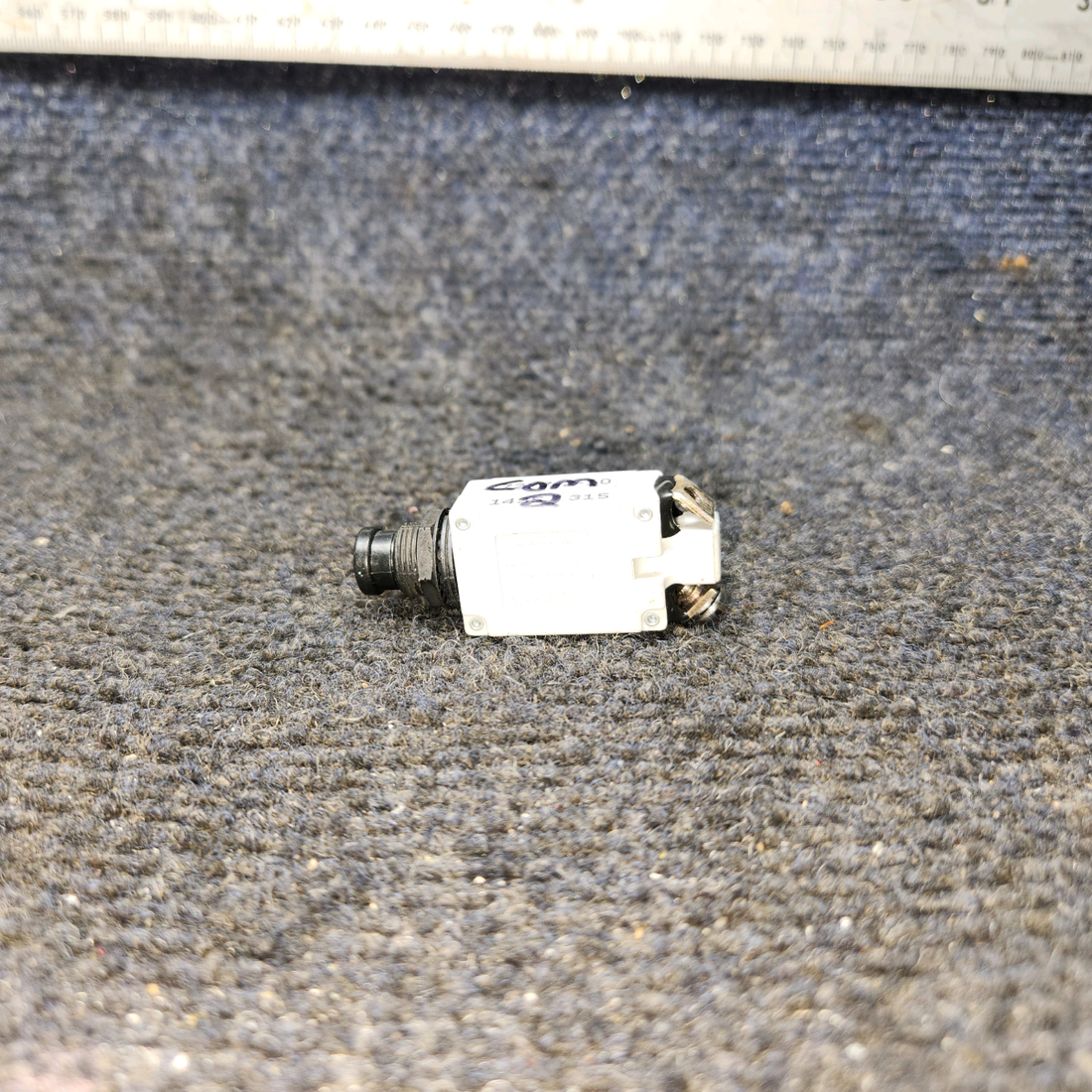 Used aircraft parts for sale, 7277-2-10 klixon 7274-2 PIPER PA-24-250 Circuit Breaker 10 AMP - Price per each