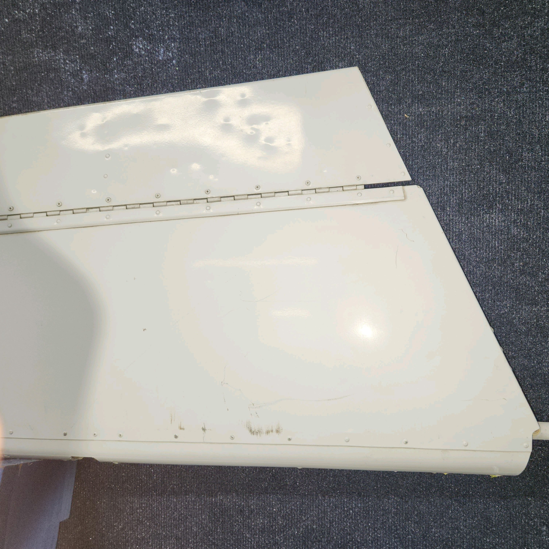 Used aircraft parts for sale, 0432001-52 cessna 150G Elevator Assembly with Tab – RH
