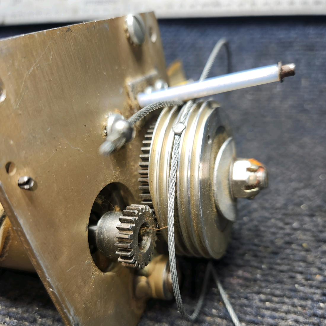 Used aircraft parts for sale, 1D414-194R Mitchell-Century Beechcraft 95-B55 Autopilot Roll Servo 28 Volts