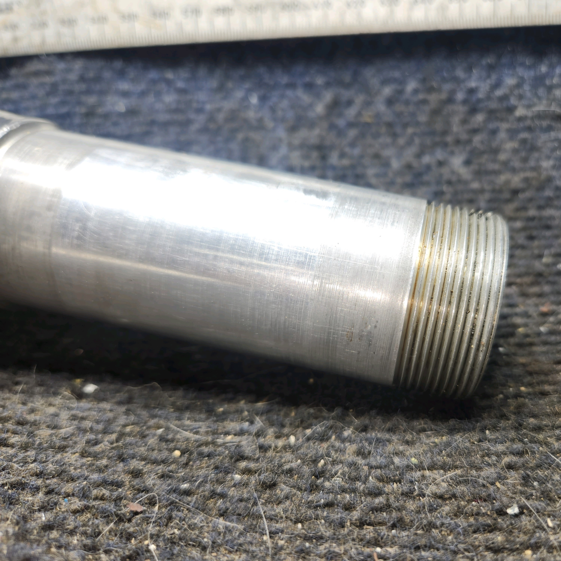Used aircraft parts for sale, 0541199-1 cessna 172N Axle-Main Landing Gear