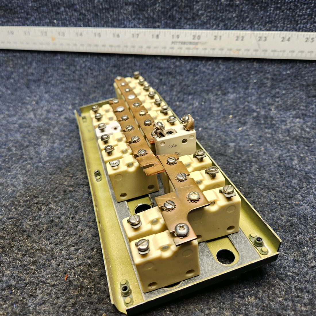 Used aircraft parts for sale, Control Panel Piper PA32RT-300 BUTTON CONTROL PANEL