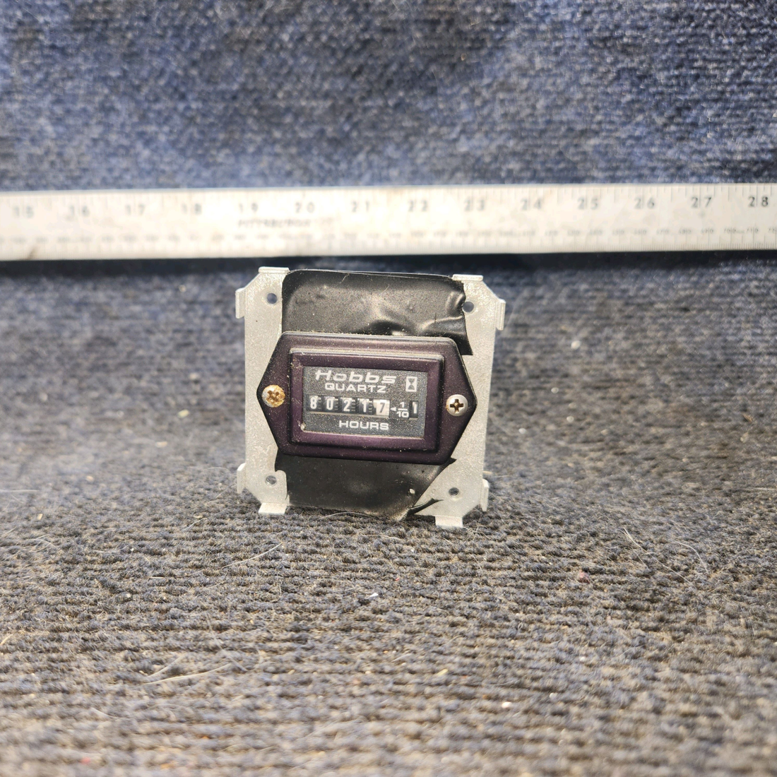 Used aircraft parts for sale, 85000 Hobbs piper PA-28-181 Hour Meter (12-24 VD)