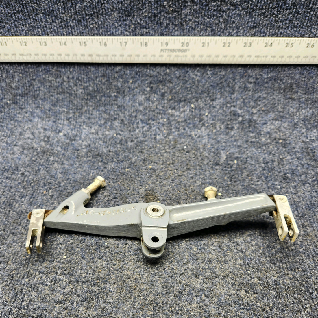 Used aircraft parts for sale, 35-521158 BEECHCRAFT F35 AILERON BELLCRANK ASSY RH