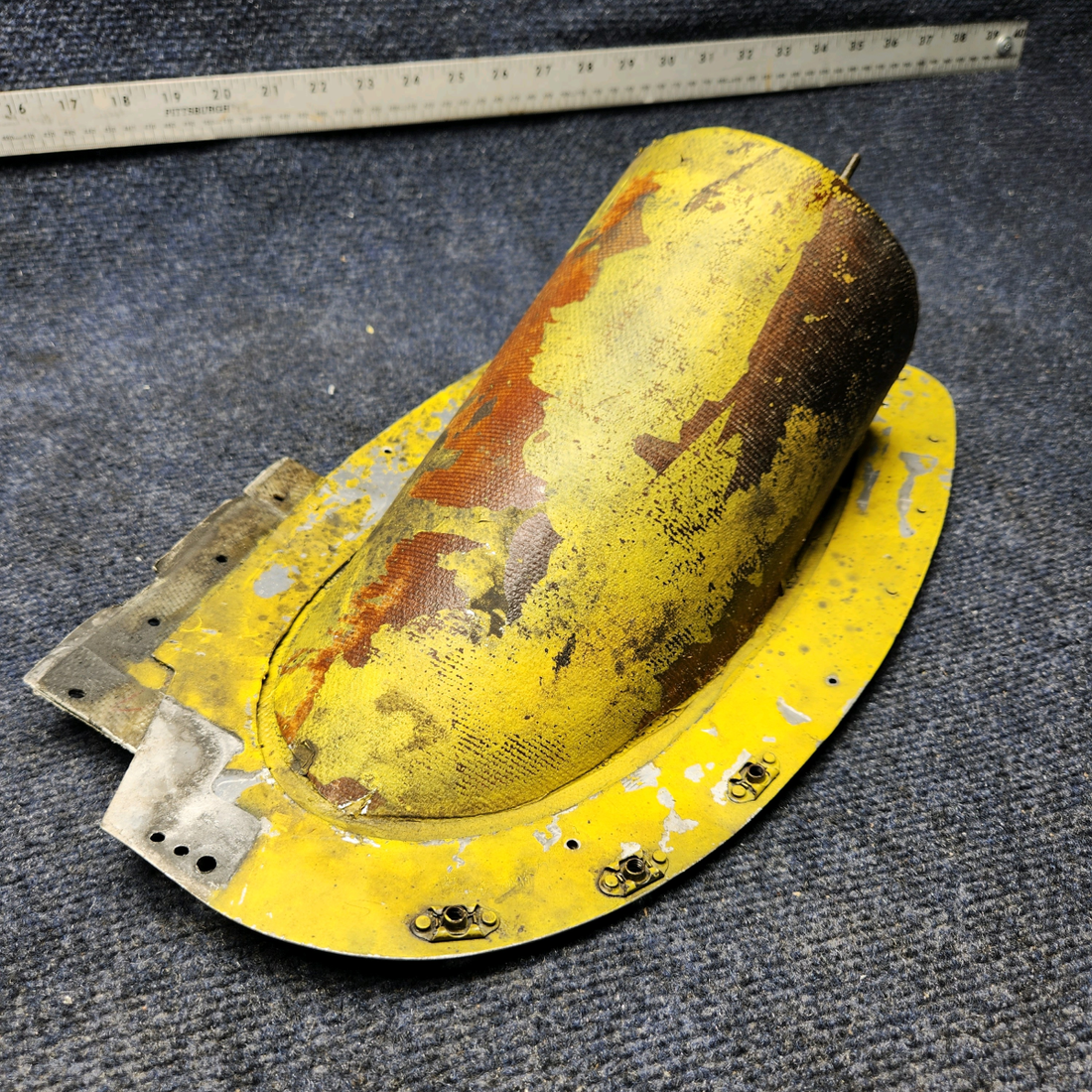 Used aircraft parts for sale, 2452006-21 CESSNA C172RG LANDING LIGHT HOUSING ASSEMBLY LH