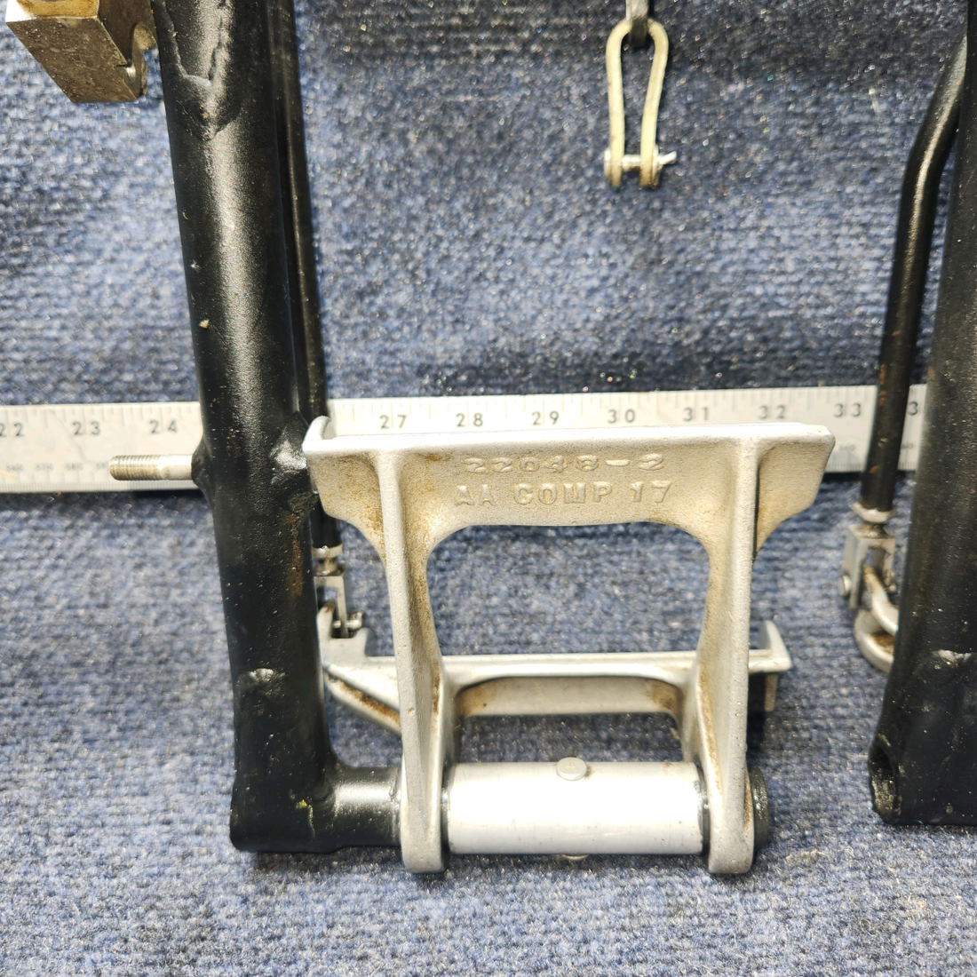 Used aircraft parts for sale, 22370-000 / 22048-000 PIPER PA-24-250 Rudder Pedal Bar w Pilot Pedals & Links