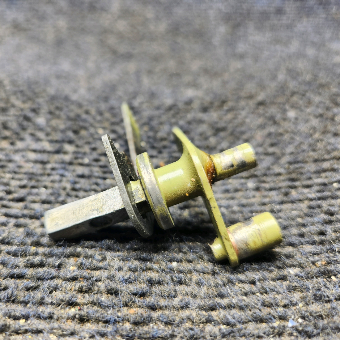 Used aircraft parts for sale, 35-400464 BEECHCRAFT F35 Shaft Assembly