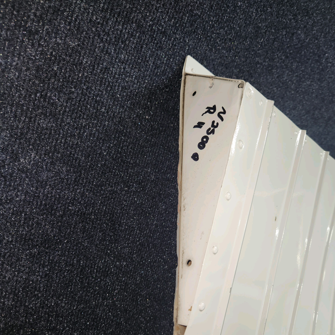 Used aircraft parts for sale, 0523800-1 cessna 150G Aileron Assembly – RH