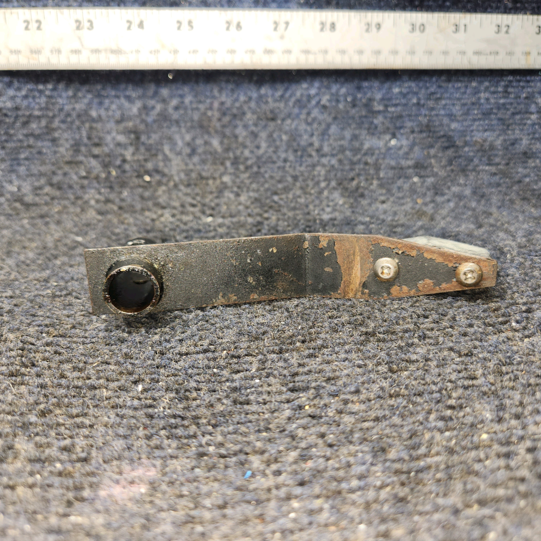 Used aircraft parts for sale, 69088-005 Piper PA32RT-300 Lever Assy Fuel Selector Control