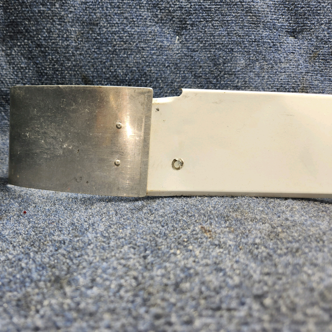 Used aircraft parts for sale, 0426003-19 Cessna C-150J Wing Faring Assy RH