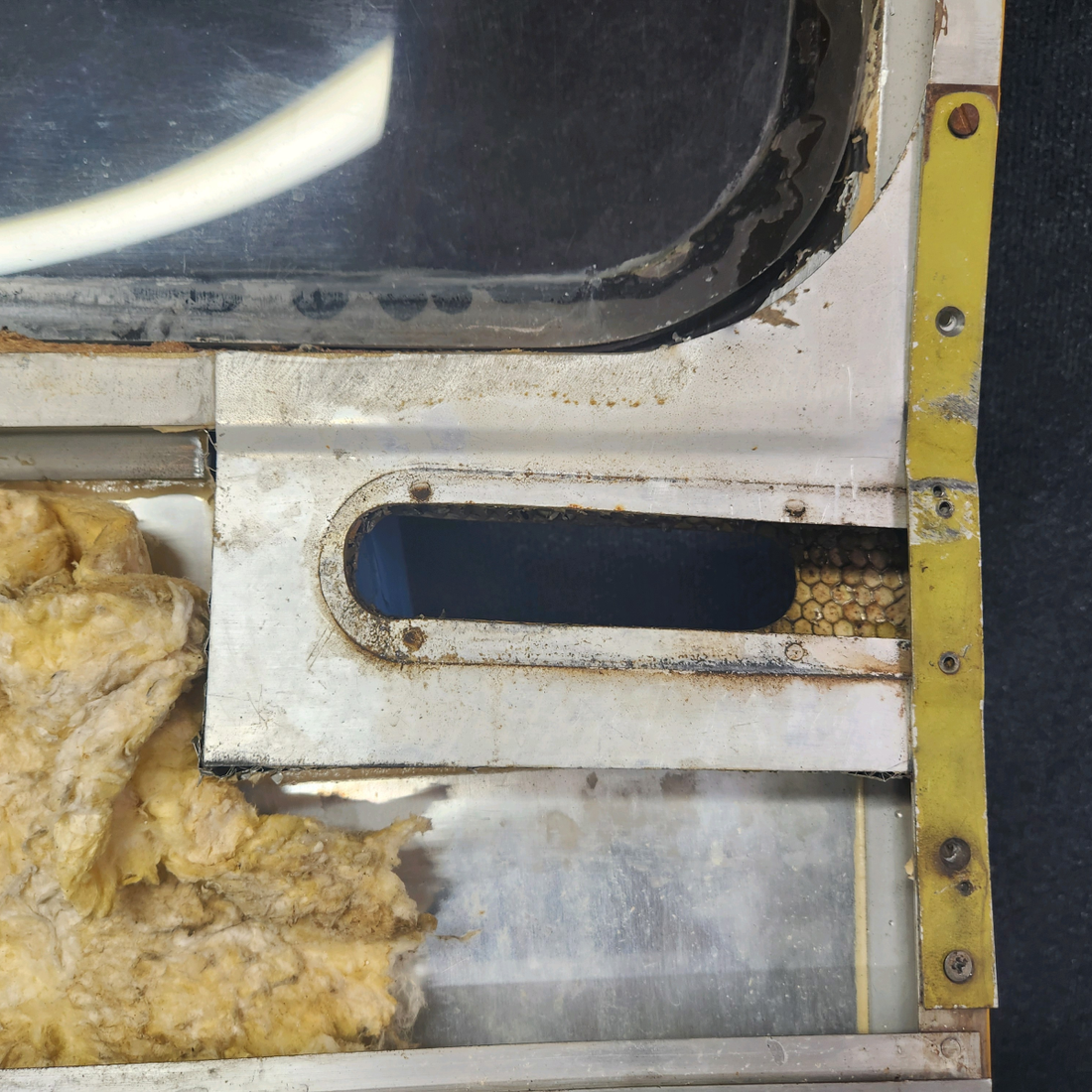 Used aircraft parts for sale, 169-420010-651 Beechcraft A23A Musketeer Custom III STRUCTURE CABIN DOOR RH