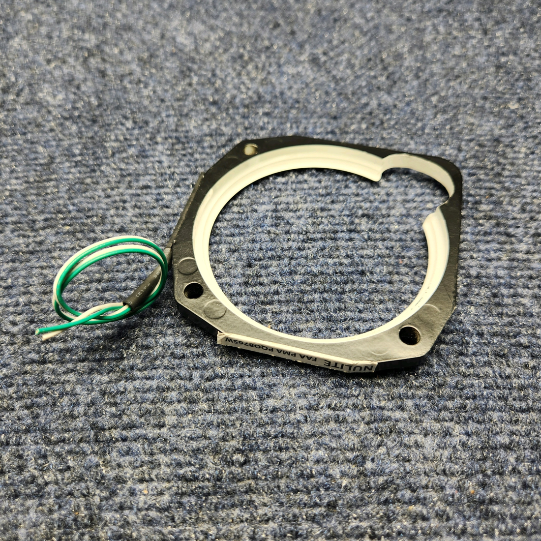 Used aircraft parts for sale, PQ0876SW Beechcraft C23 SUNDOWNER NULITE INDICATOR LIGHT "PRICE PER EACH"