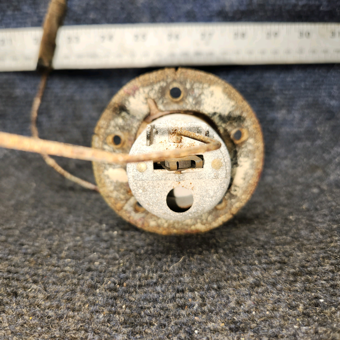 Used aircraft parts for sale, 0523557-1 Cessna 172 Fuel Gauge Transmitter (Core)