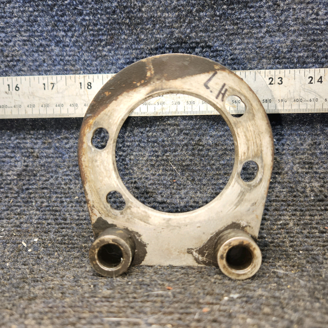 Used aircraft parts for sale, 075-06700 cessna 172N Torque Plate