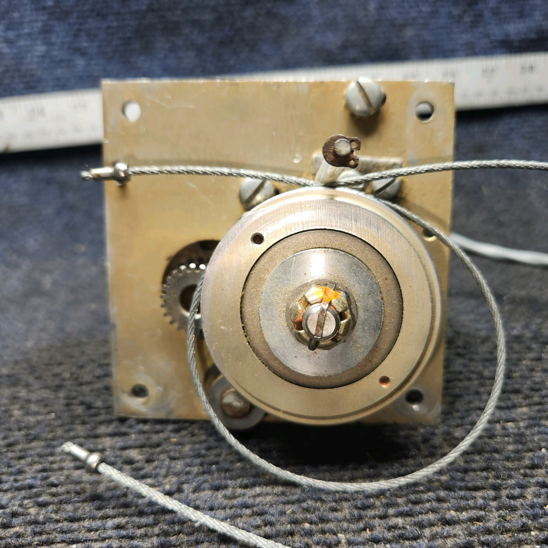 Used aircraft parts for sale, 1D414-194R Mitchell-Century Beechcraft 95-B55 Autopilot Roll Servo 28 Volts