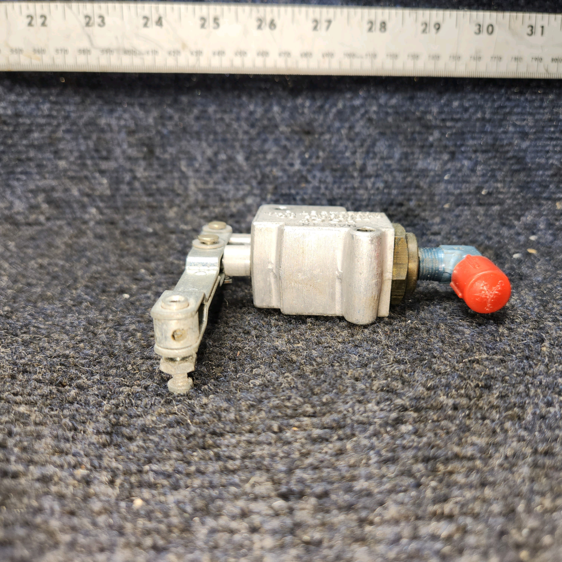 Used aircraft parts for sale, A53T3 Hoof BEECHCRAFT 95-55B Parking Brake Valve