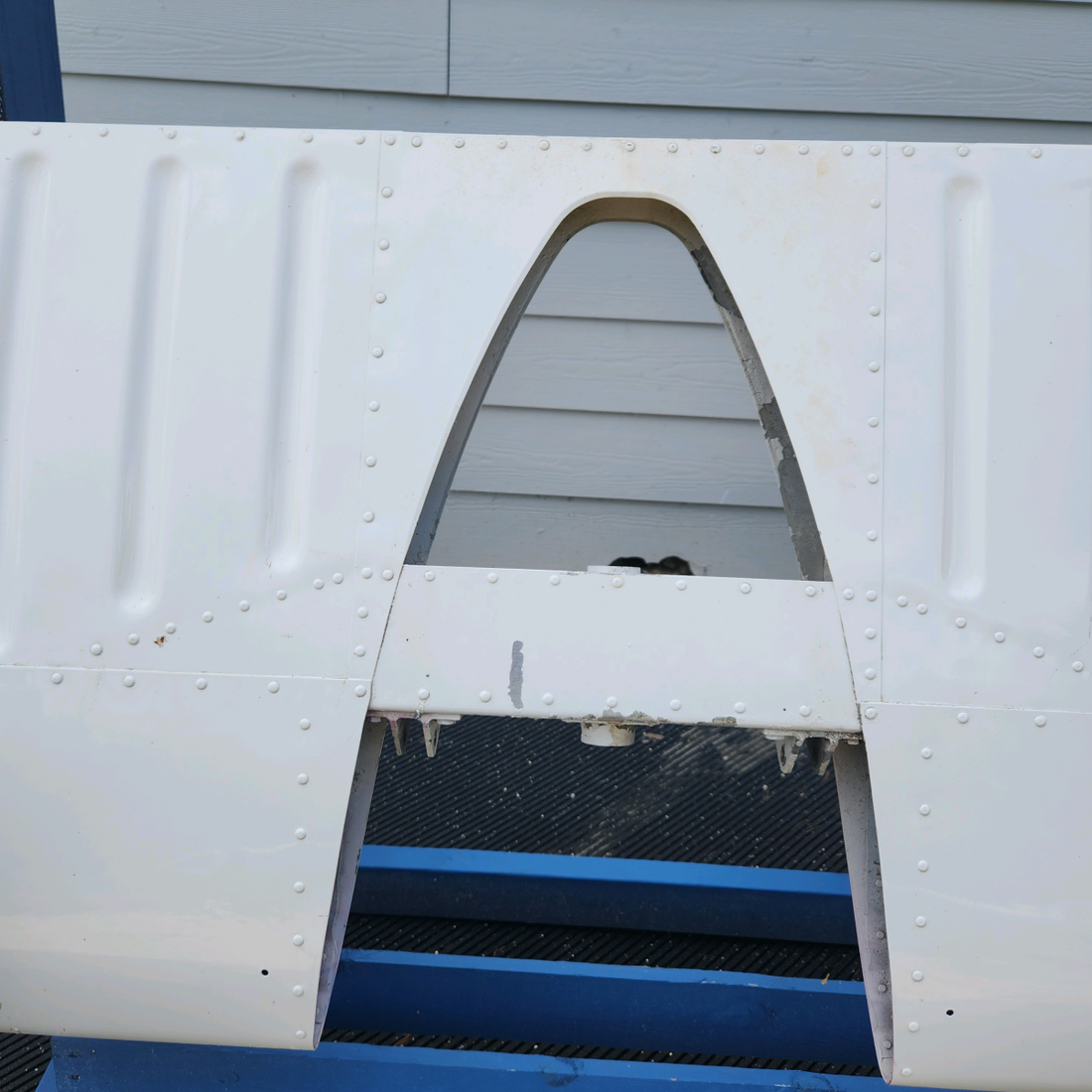 Used aircraft parts for sale, 63460-000 PIPER PA28-140 STABILATOR ASSEMBLY - HAVE A LITLE CRACK - "SEE PHOTOS FOR DETAILS".