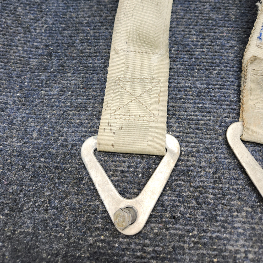 Used aircraft parts for sale, S-1746S2 CESSNA 172K PILOT OR CO-PILOT SEAT BELT ASSEMBLY - BEIGE