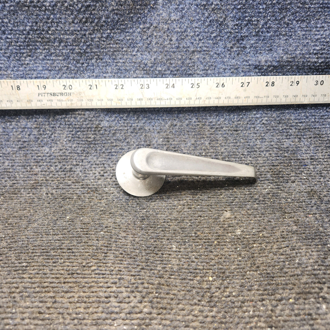 Used aircraft parts for sale, 0711027-1 Cessna 172E Inside Cabin Door Handle LH or RH