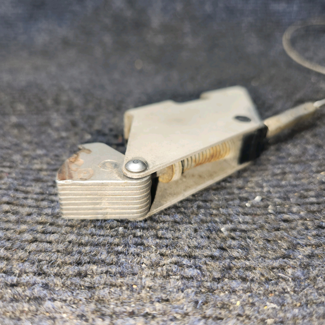 Used aircraft parts for sale, 169-420036-93 Beechcraft C23 SUNDOWNER Cabin door Latch Hook - LH