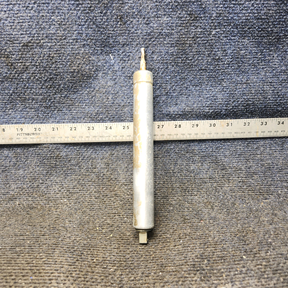 Used aircraft parts for sale, 10650 Cessna 182G Actuator Cylinder Assembly