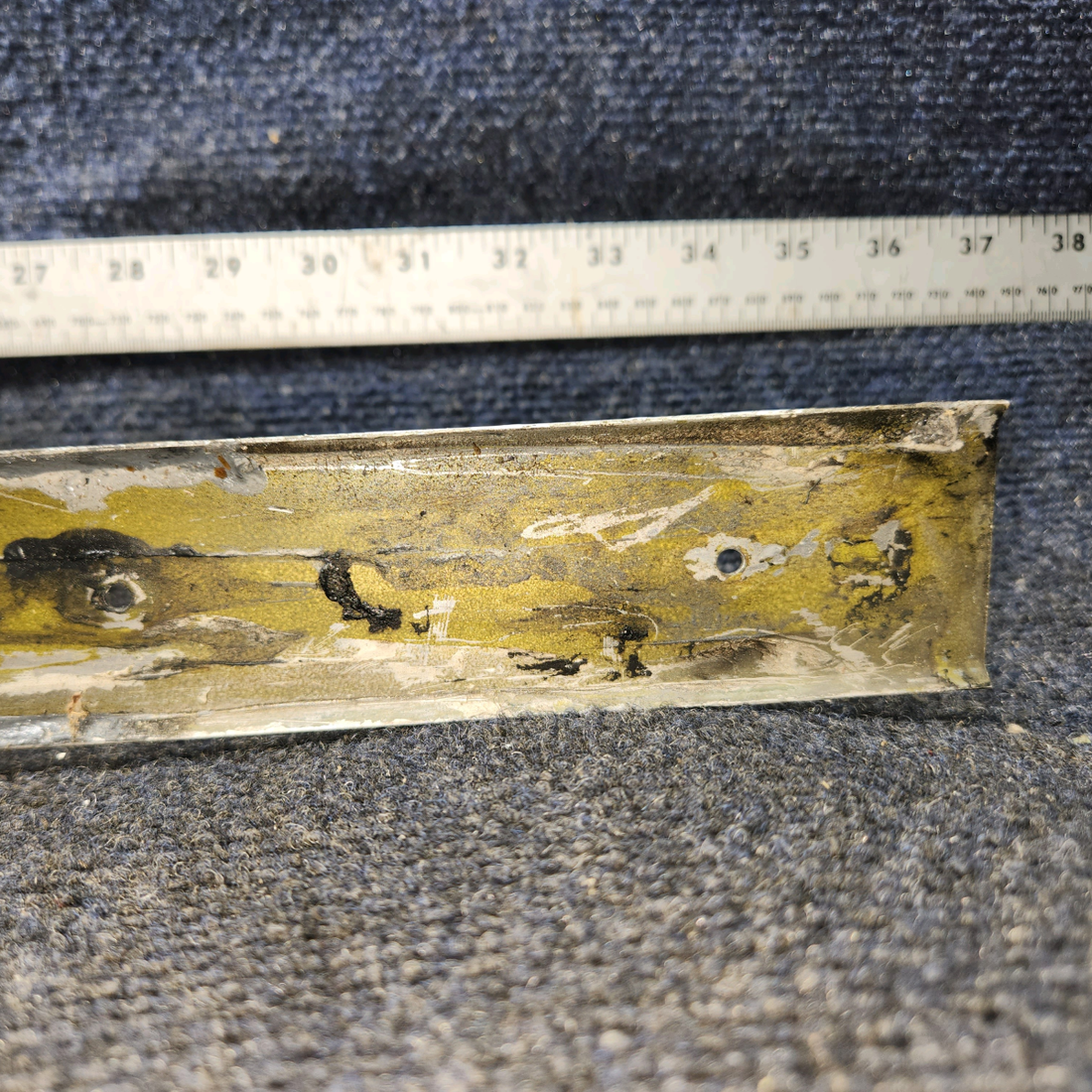 Used aircraft parts for sale, 79557-000 Piper PA32RT-300 Windshield Trim Center