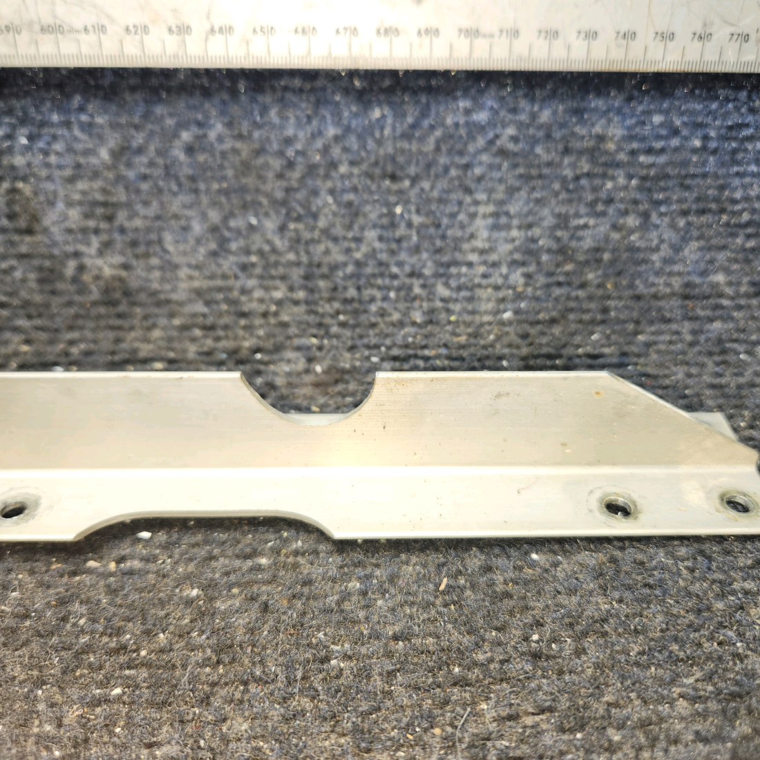 Used aircraft parts for sale, 0411546-1 cessna 150G Seat Rail Stiffener