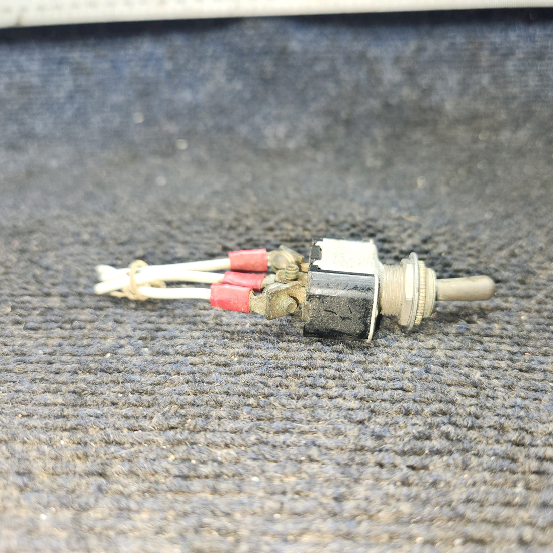 Used aircraft parts for sale, AN3021-3 Beechcraft 35-33 Toggle Switch