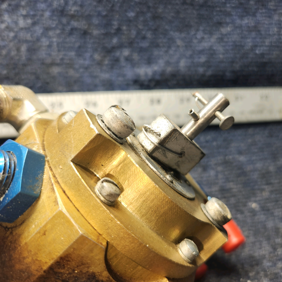 Used aircraft parts for sale, HE825-1 BEECHCRAFT 95-55B Fuel Selector Assy - RH