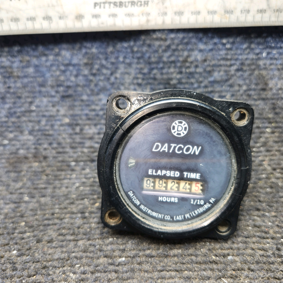 Used aircraft parts for sale, 773E Datcon cessna 150G Hour Meter Indicator