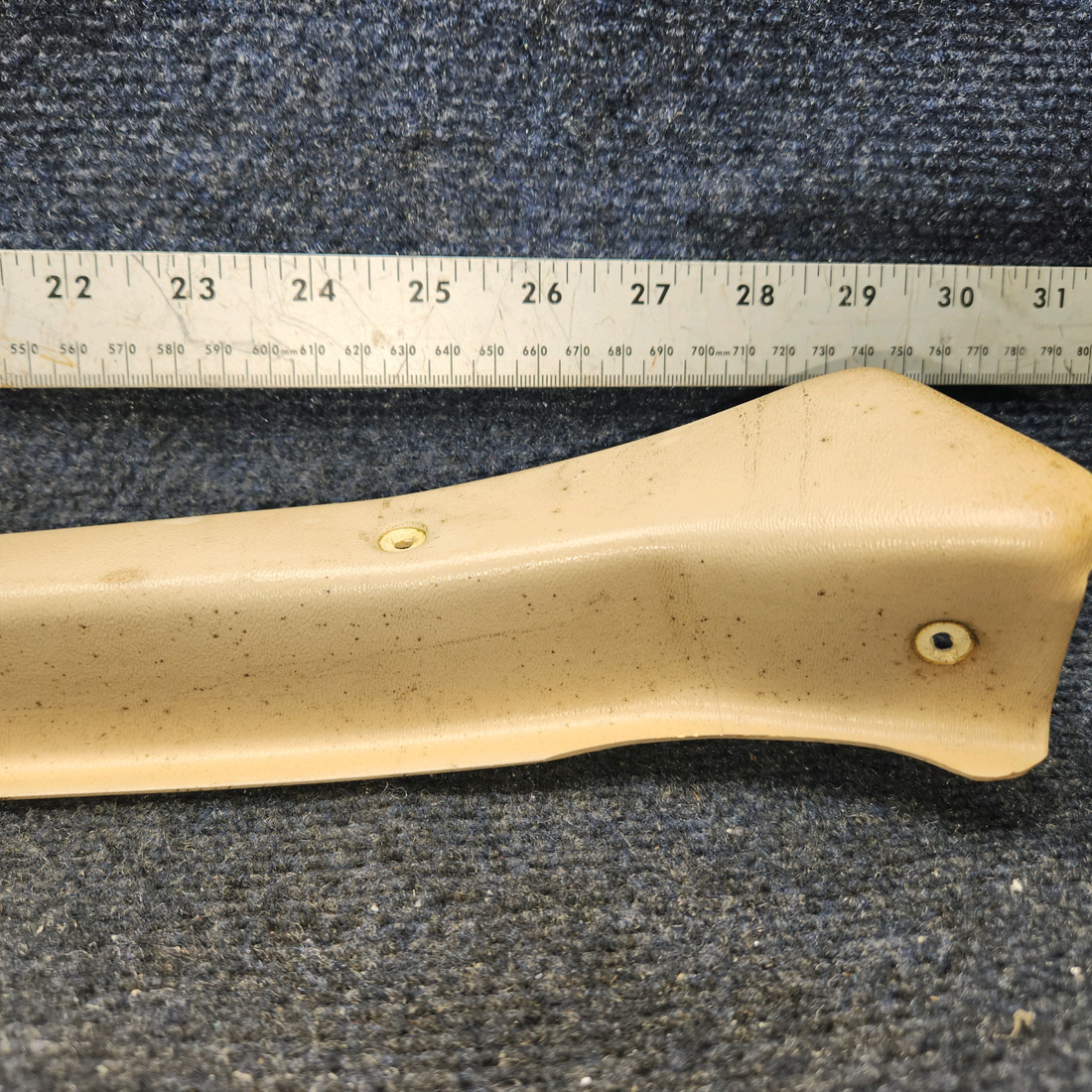 Used aircraft parts for sale, 63149-011 Piper PA28-140 TRIM STRIP