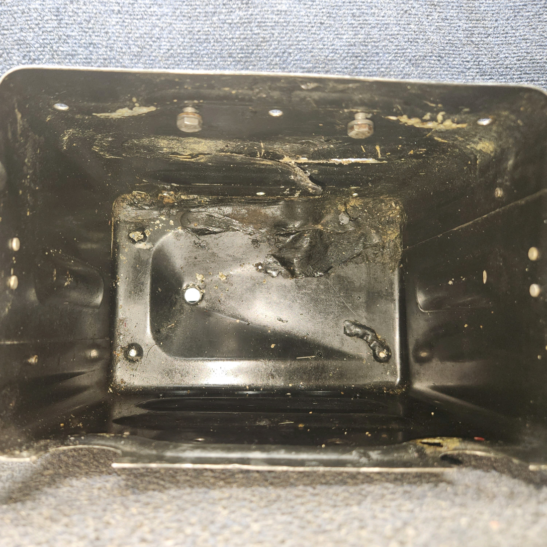 Used aircraft parts for sale, 0413307-18 Cessna 172E Battery Box Assembly (Minus Lid)