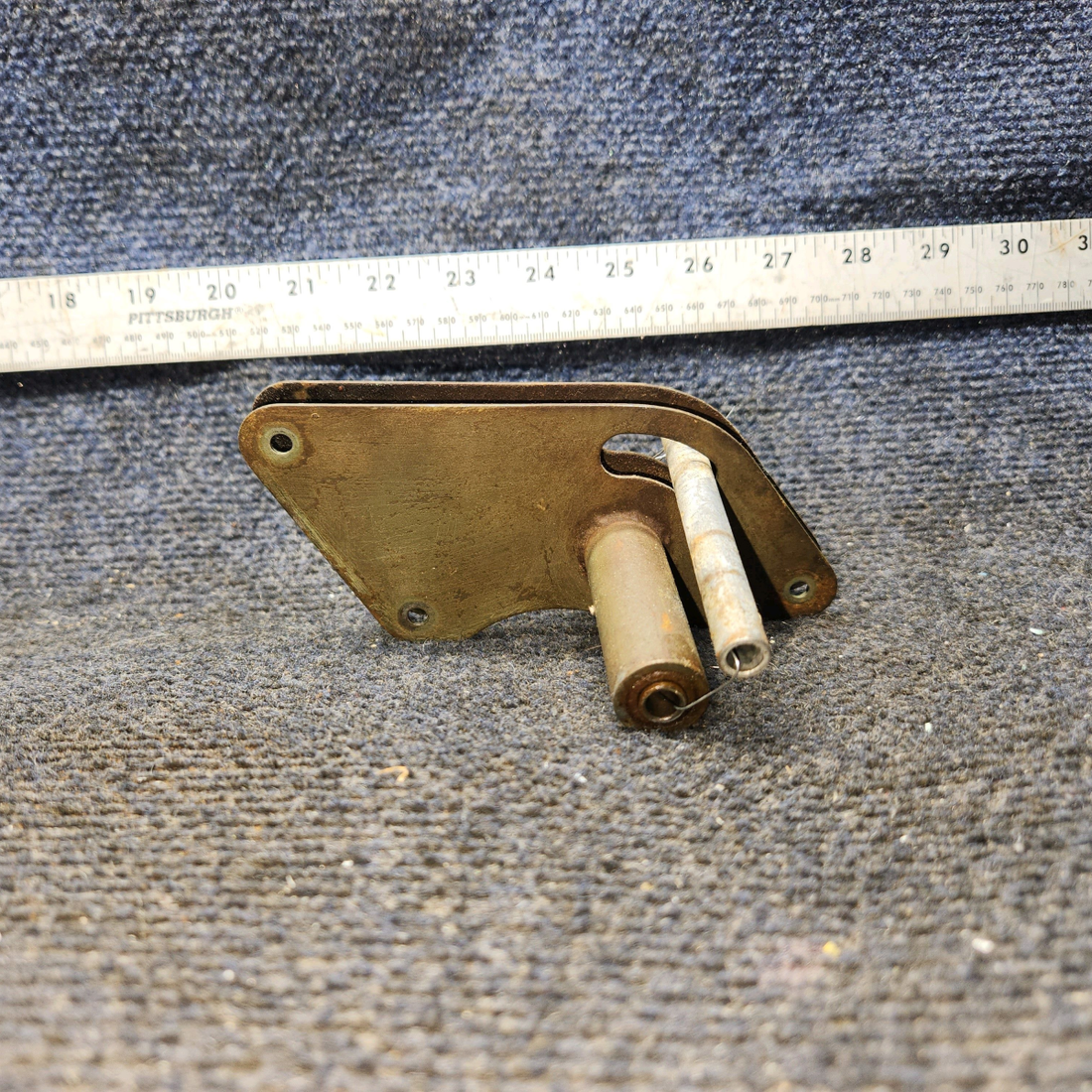 Used aircraft parts for sale, 0523223 Cessna 172E Aileron Bellcrank Assembly LH