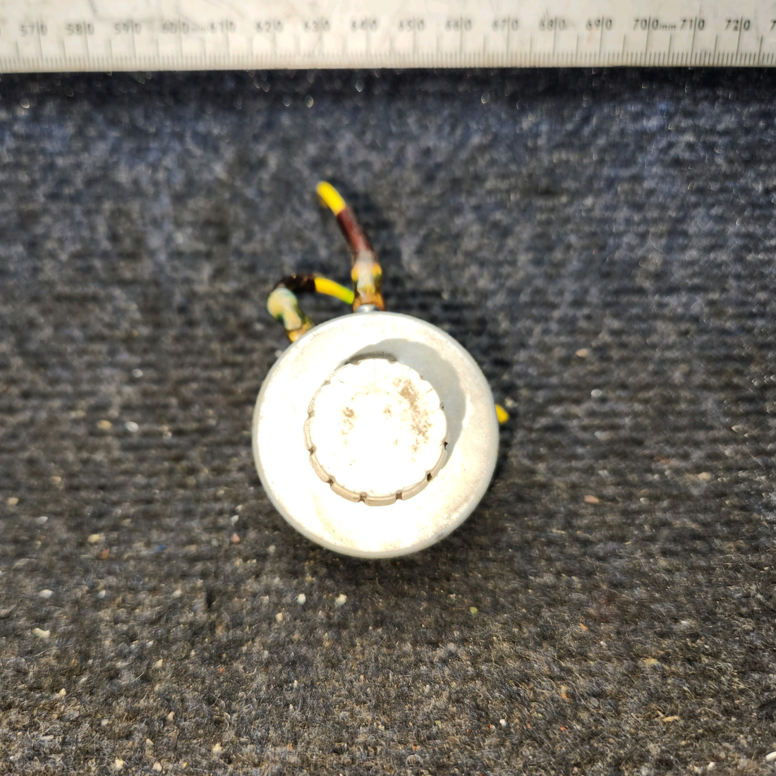 Used aircraft parts for sale, 0713247-200 Cessna 172F Light Dimmer Rheostat – 60 Ohm with Knob