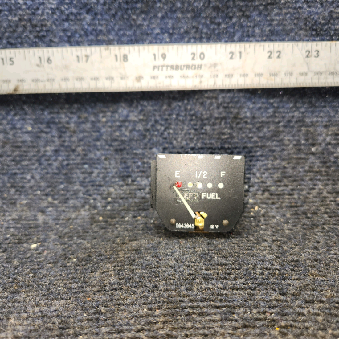 Used aircraft parts for sale, 5643645 Stewart-Warner Piper Fuel Gauge Indicator (12v)