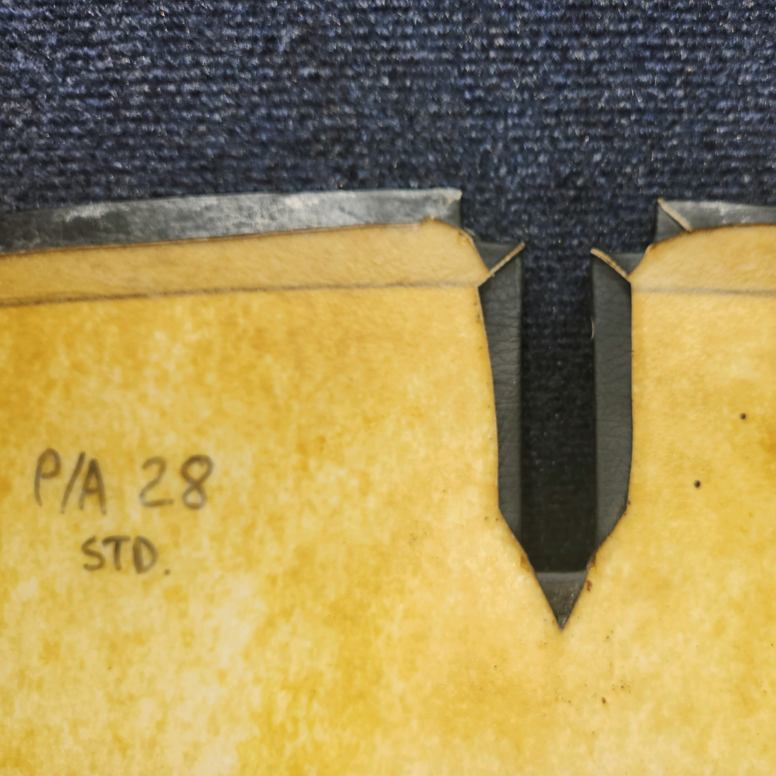 Used aircraft parts for sale, PG001 Knots 2U, Ltd Piper PA28-140 Glareshield